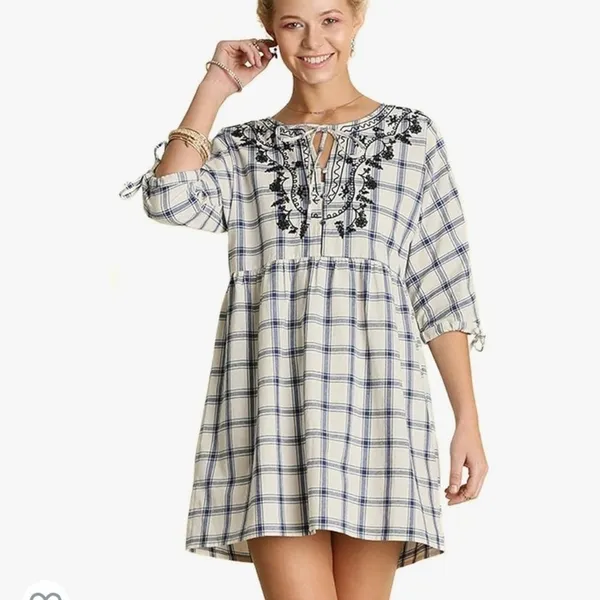 Umgee blue plaid floral embroidered dress size small - Image 2