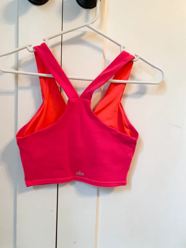 Alo Crop Top - Image 4