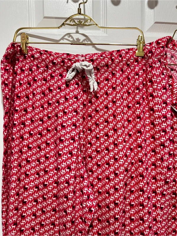 Victoria's Secret Flannel Reindeer Prints Pajama Set Size Large Red Black White - Image 6