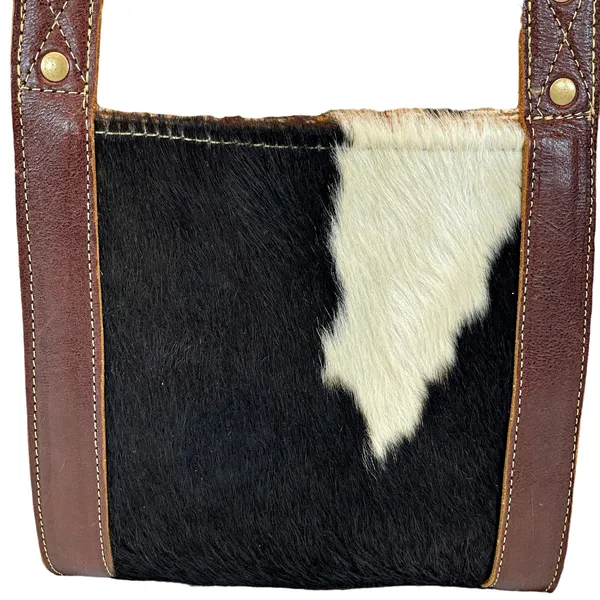 Myra Bag Beautiful Cow Hide Pocket Southwest Aztec Design Tote Bag Boho Western - Image 2