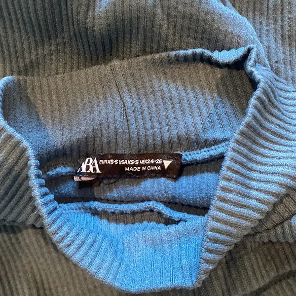 Zara blue knit top - Image 4