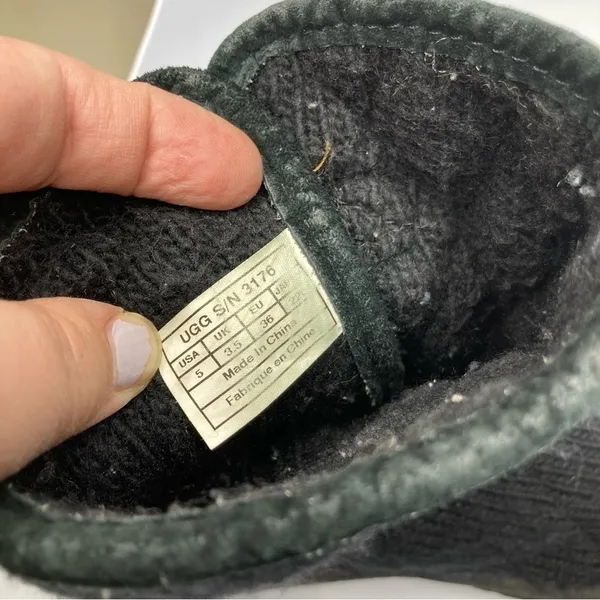 UGG black quilted knit boots size‎ 5 - Image 7