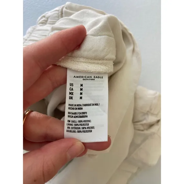 EUC American Eagle women's cream elastic stretch waist‎ belted casual shorts M - Image 6