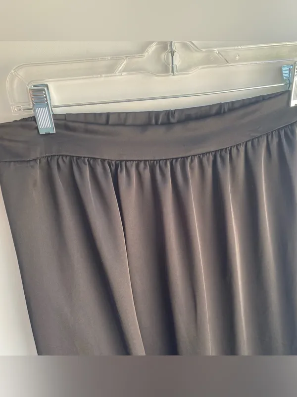 Lily White black silky satin long maxi skirt high side slits summer chic Large - Image 3