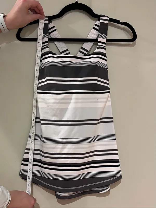 Lululemon Gray White Striped Tank Top Size 6 - Image 6