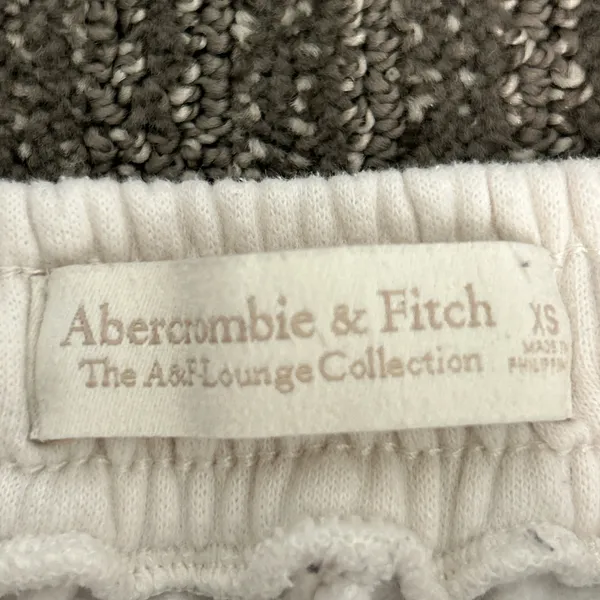White Abercrombie sweatpants - Image 2