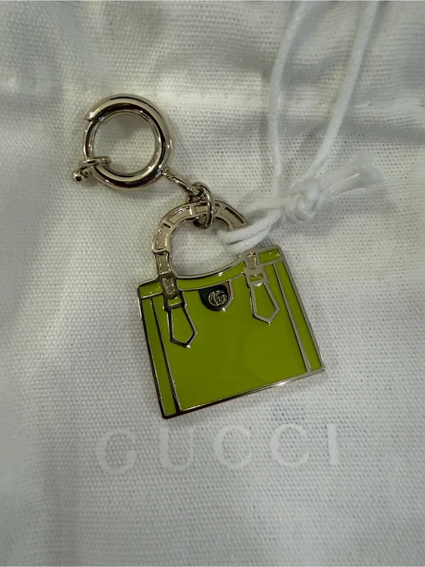 Gucci Diana Enamel Bag Charm - Image 3