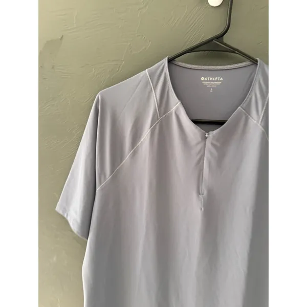 Athleta Womens‎ Short Sleeve Activewear Top Blue Grey Split Neck Size L - Image 2