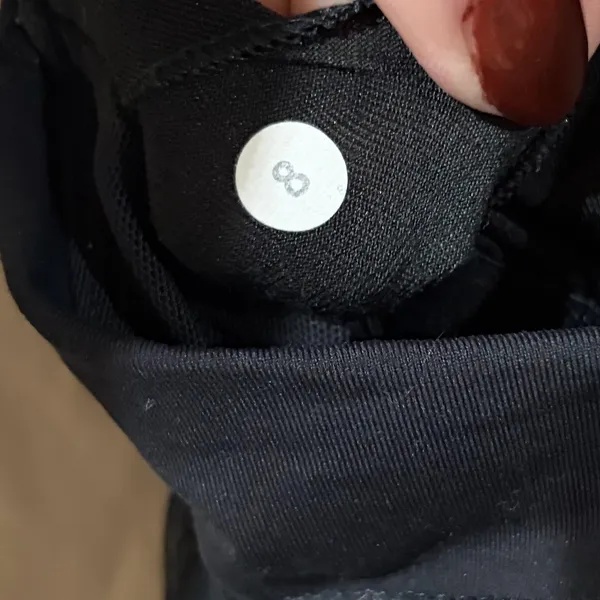Lululemon tank top - Image 3