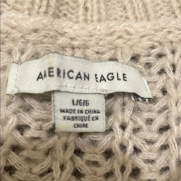 American Eagle Cozy Soft Wool Cropped Cream Sweater with Blue Accents - Image 2