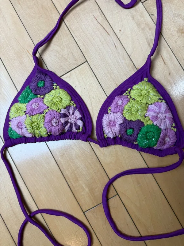 Wild Fable Bright Floral Bikini Top and Matching Sarong Size Small + Bonus Top - Image 3