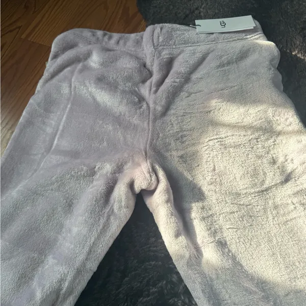 UGG Soft Lavender Joggers - Image 7