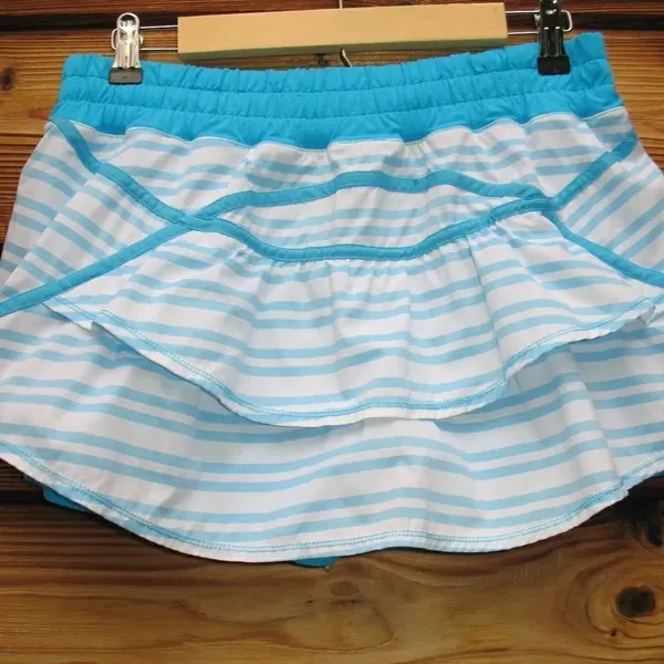 Lululemon Run: Track Attack Skirt Twin Stripe Spry Blue / Spry Blue - Image 7