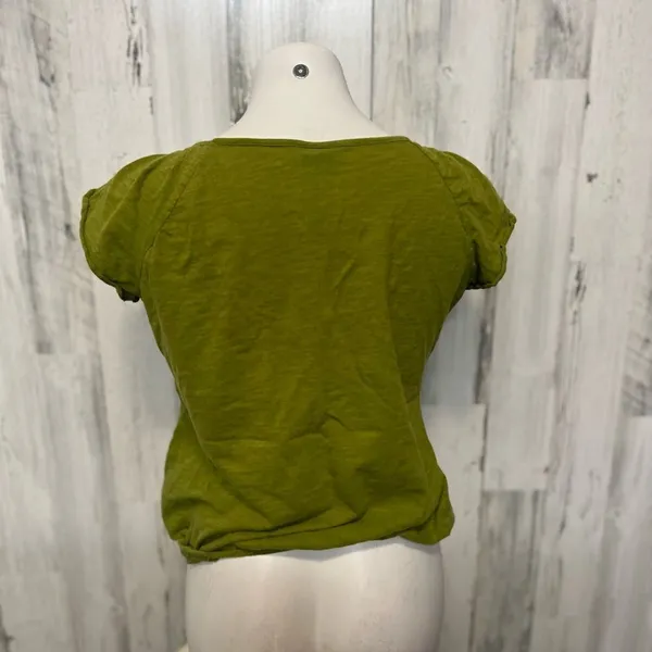Green top Size XL - Image 3