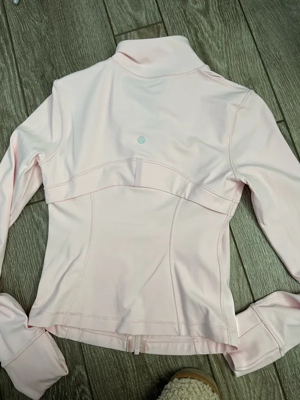 Lululemon Zip-Up Jacket - Image 3