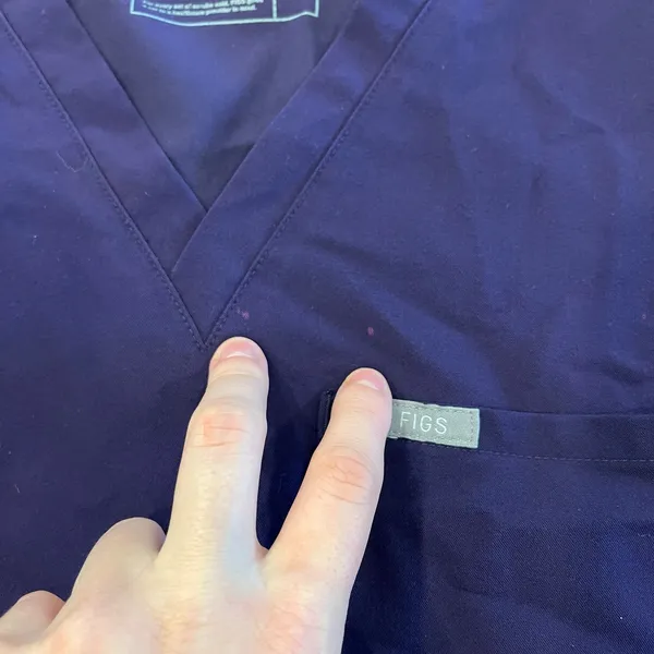 Figs‎ Catarina One-Pocket Scrub Top Purple size Small - Image 5