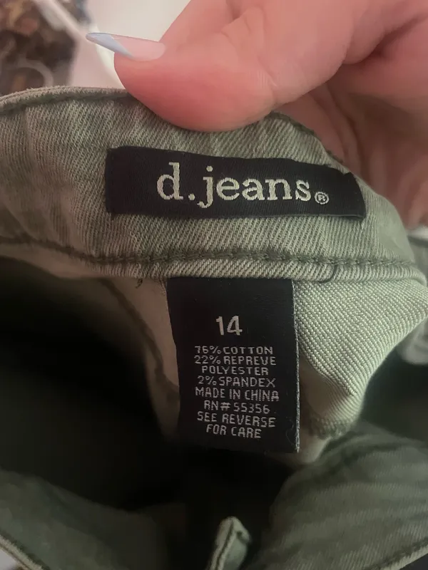 D. Jeans Women’s Jeans Olive Green - Image 3