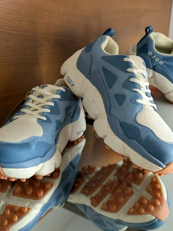 HOLO Footwear Nephelae For Any Run in Blue & Cream (Unisex) - Image 2