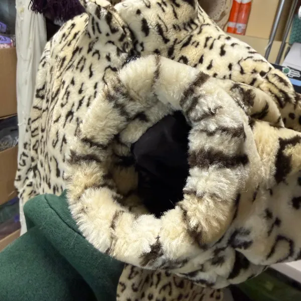 Vintage Faux Fur Coat Leopard Print Lined Oversized Mobwife Old Money 90s‎ USA - Image 7