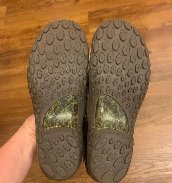 Merrell Mary Jane slip on. 8.5 dark taupe tan suede upper w/ leather accents - Image 8
