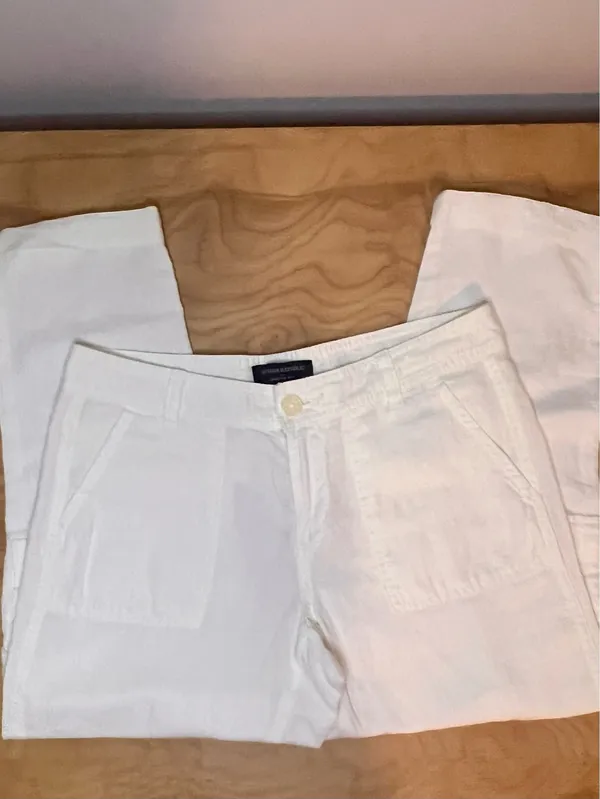 Banana Republic White Linen Blend Cargo Cropped Pants NWOT - Image 2