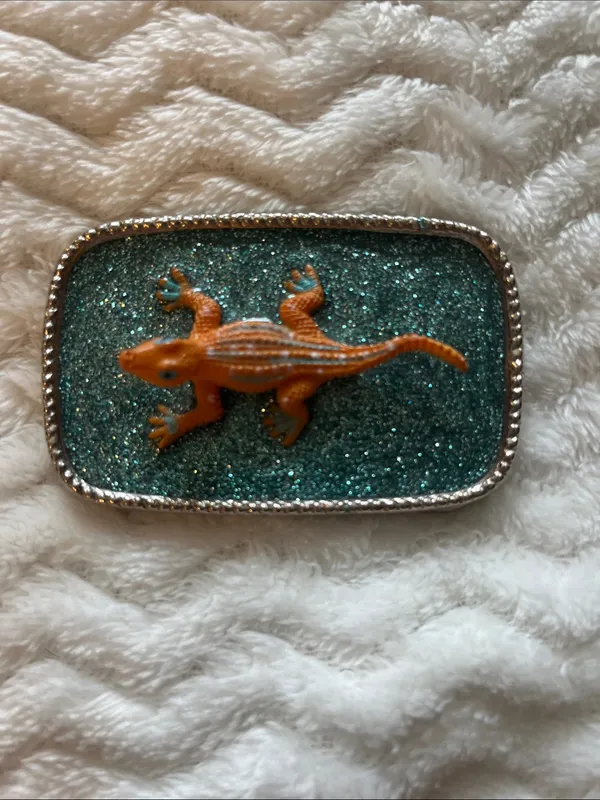 Orange Lizard Reptile Alligator belt buckle with Teal Glitter Accent - Image 2