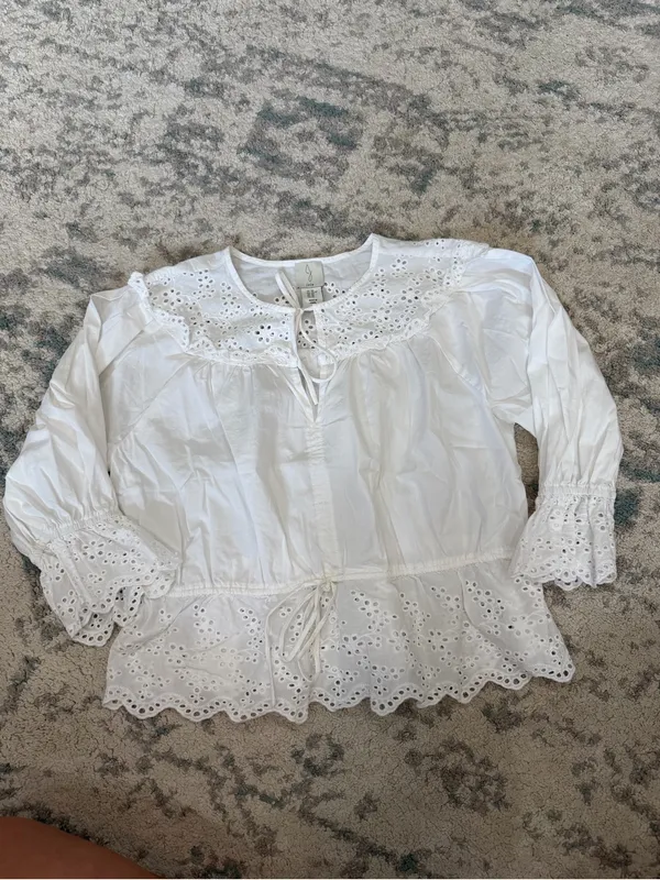 Joie White Eyelet Blouse Women’s XS Broderie Anglaise Peplum Top - Image 2