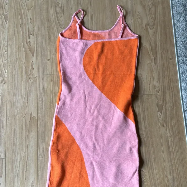 Geometric Dress Pink - Image 3