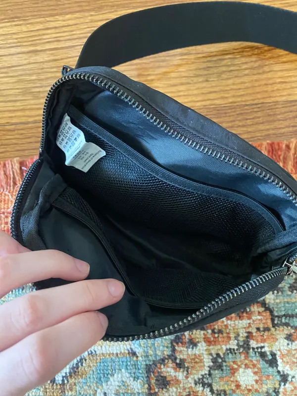 Amazon Belt Bag - Image 4