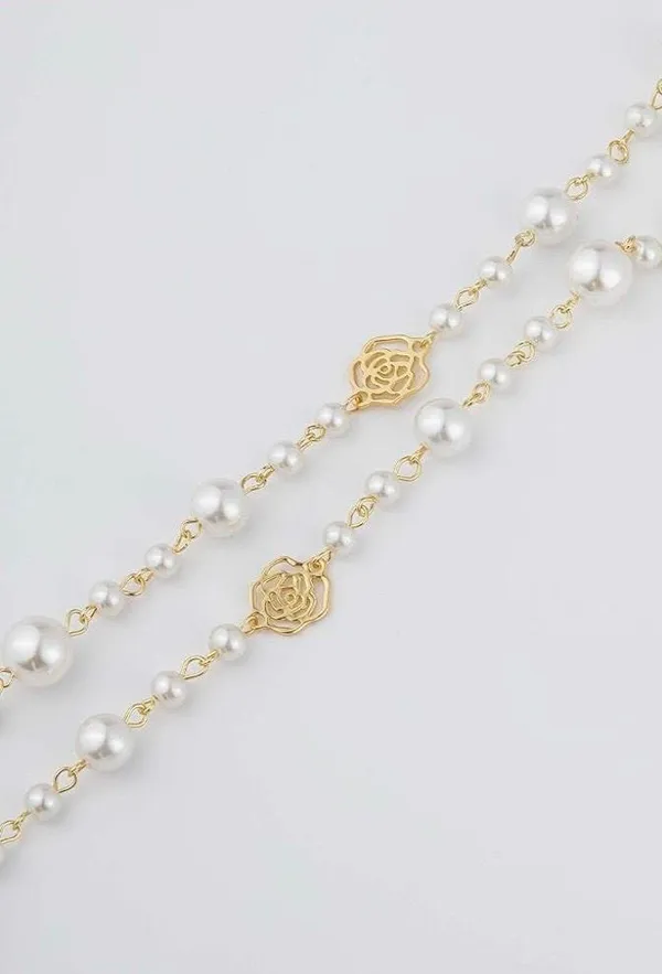 Elegant Gold and Pearl Long Necklace - Image 8