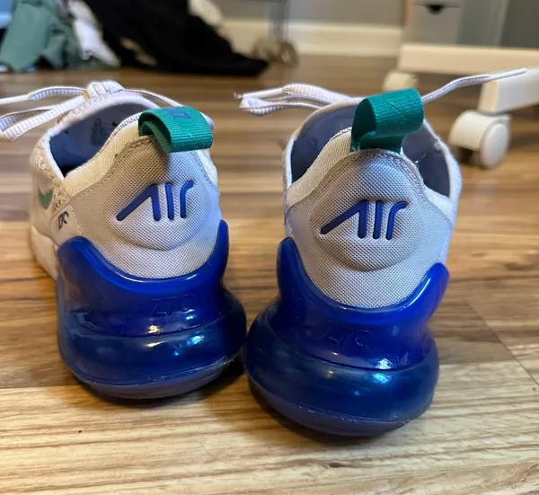 Air Max 270 Shoes - Image 3