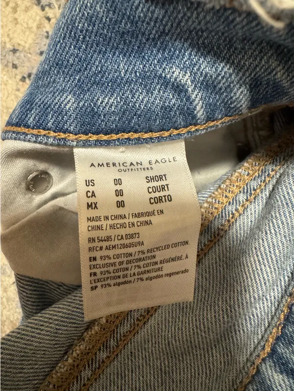 American Eagle Jeans - Image 3