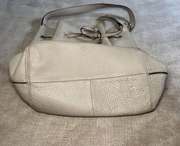 Kate Spade Bucket Bag Womens Large Beige Leather Tassel Drawstring Crossbody - Image 5