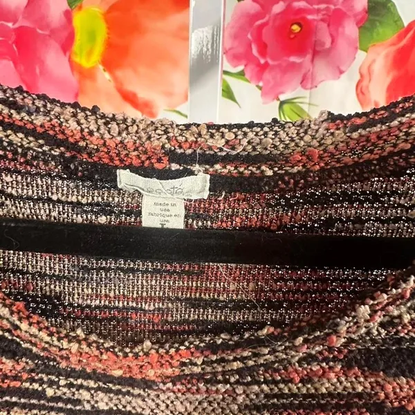 Ecote S208. black and red long sleeve top - Image 2