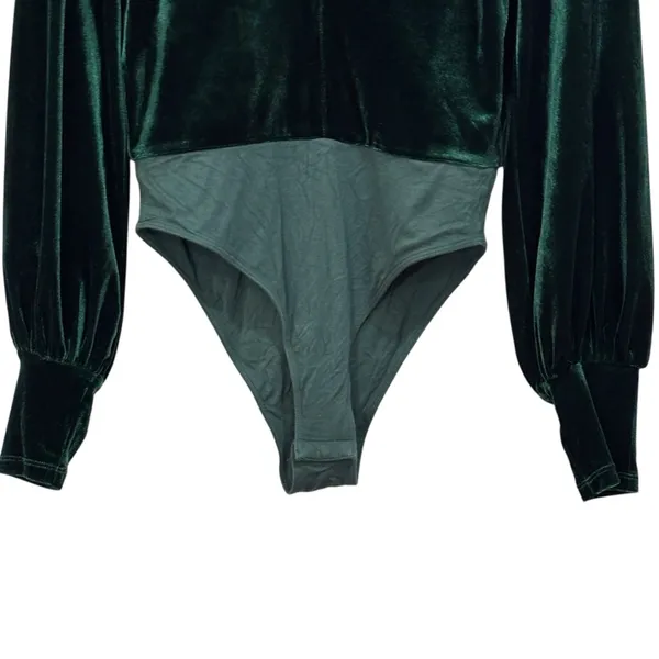 Bardot Long Sleeve Velour Green Spring Bodysuit Size Medium Women’s - Image 5