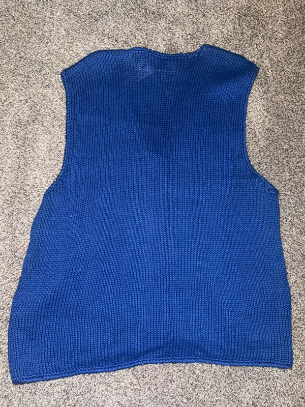 Vintage 80’s dead stock Russ Knitted Vest, Blue and Teal, Large - Image 4