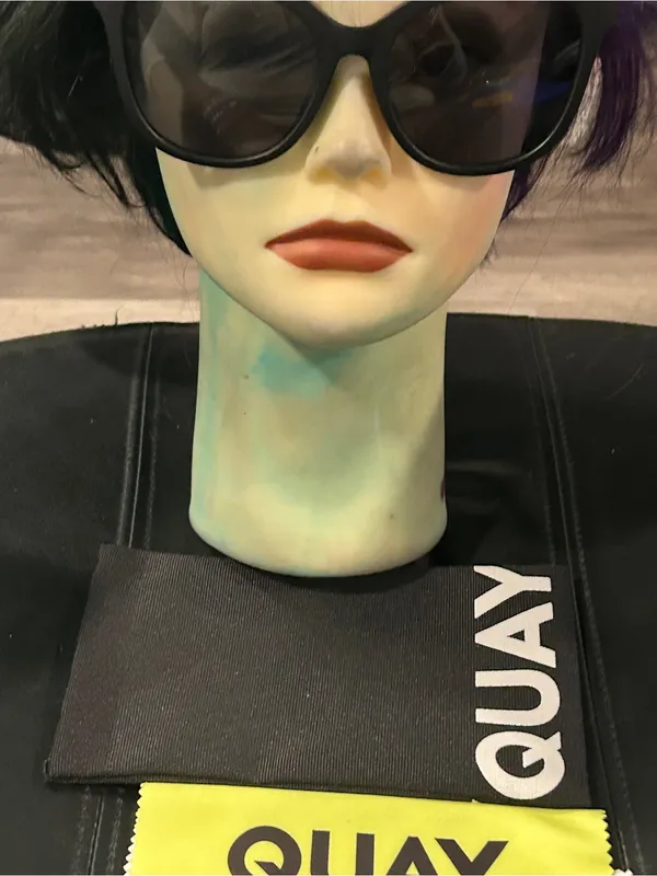 Quay Australia It’s My Way Matte Black Cat-Eye Sunglasses with Dark Lenses - Image 7