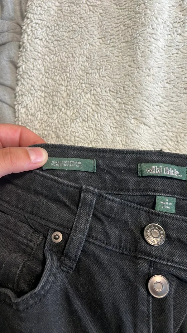 Wild Fable Distressed High-Waisted Jeans - Image 6