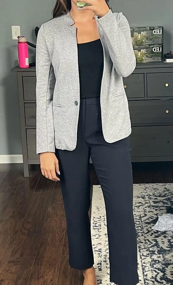 Banana Republic Grey Blazer - Image 6