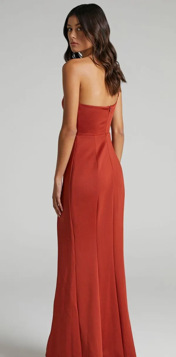 Showpo No Ones Fault One Shoulder Maxi Dress In rust - Image 2