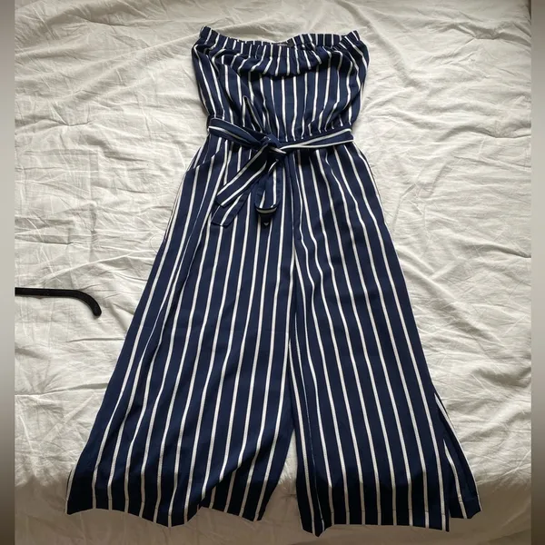 NWT Rue21 Strapless Jumpsuit Size M - Image 2