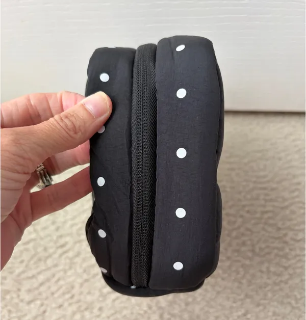 Good Totes Jumbo Bread Puffer Pouch - Image 2