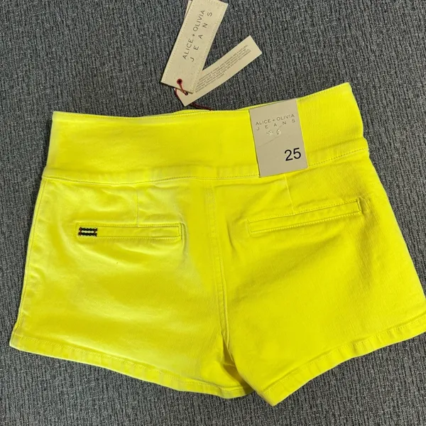 Alice + Olivia - Olivian Denim Shorts - Image 5