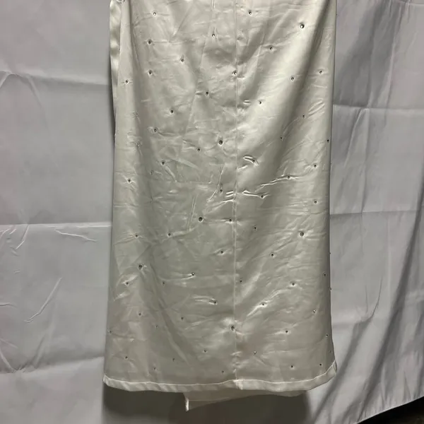 Women's Rhinestone Cream Lace Halter Maxi Dress Size Small - Image 10