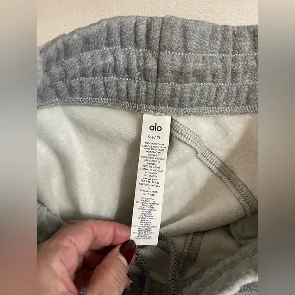 ALO Yoga NWOT Make Waves Sweatpants Joggers Athletic Heathered Grey Tonal Size S - Image 13