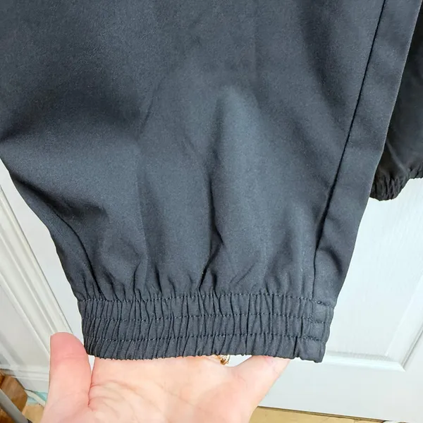 Old Navy black pull on pocket stretch tech quick dry athletic joggers pants M - Image 4