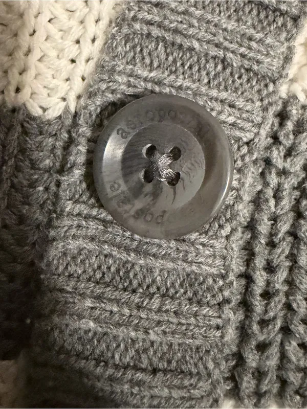 2000s vintage style 2011 aeropostale gray and white striped hooded knit cardigan - Image 10