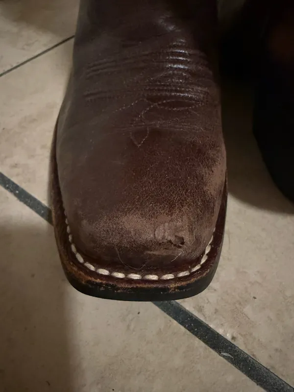 Ariat Women’s Cowboy Boots - Image 4