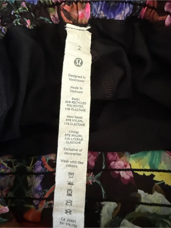 Lululemon Hotty Hot High Rise Skirt Skort Black Flowerscope Floral Size 2 W8AFWT - Image 10