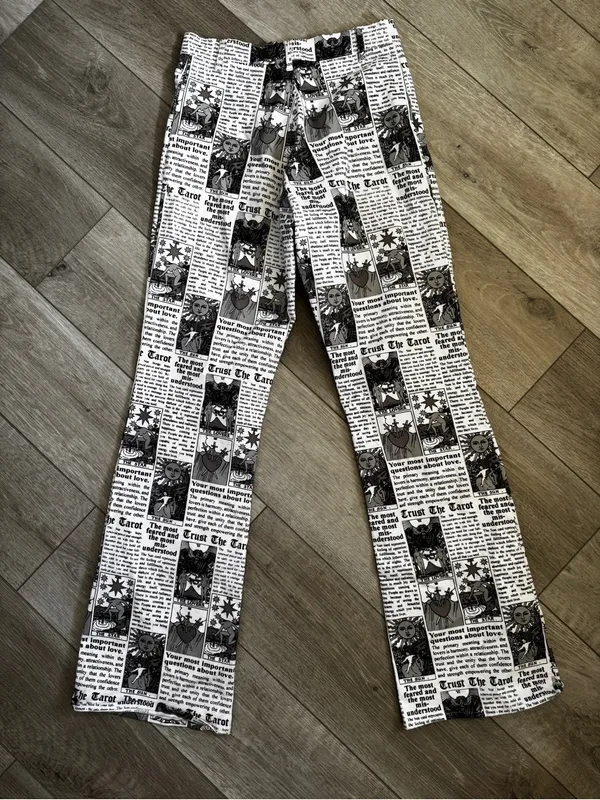 Motel Rocks Black & White Tarot-Print Flared Pants - Image 3